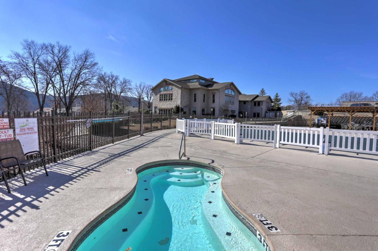 Lavish Branson Escape With Resort And Lake Access エクステリア 写真