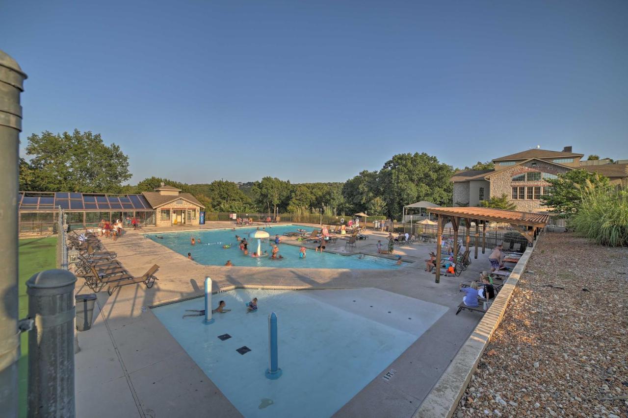 Lavish Branson Escape With Resort And Lake Access エクステリア 写真